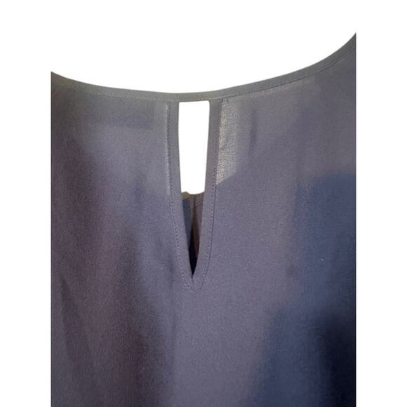 DKNY Navy Blue Short Sleeve V-Neck Jeweled Front Sparkle Women Sz XL - Picture 8 of 9